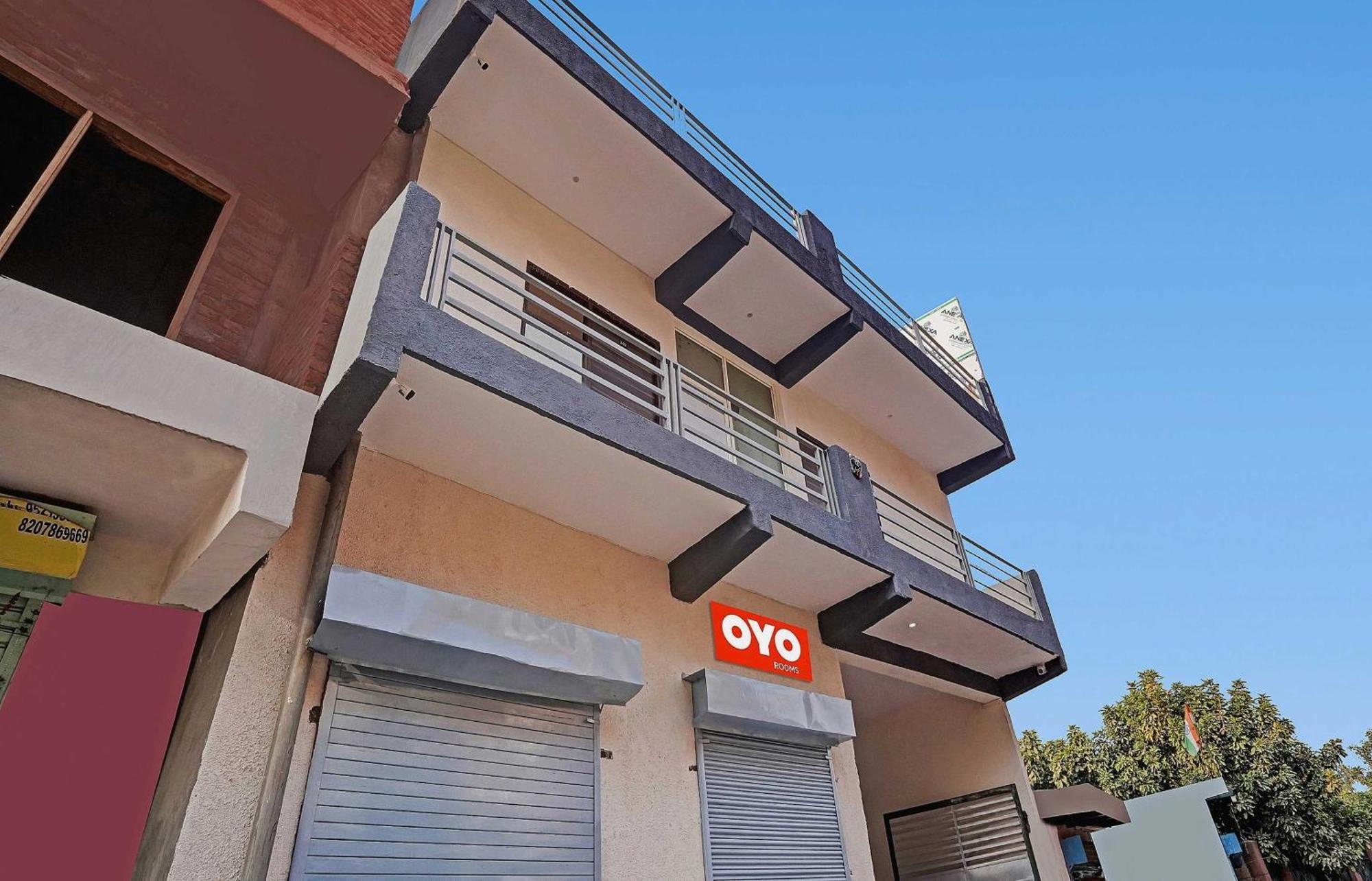 Hotel O Avs Hotel & Restaurant 노이다 외부 사진